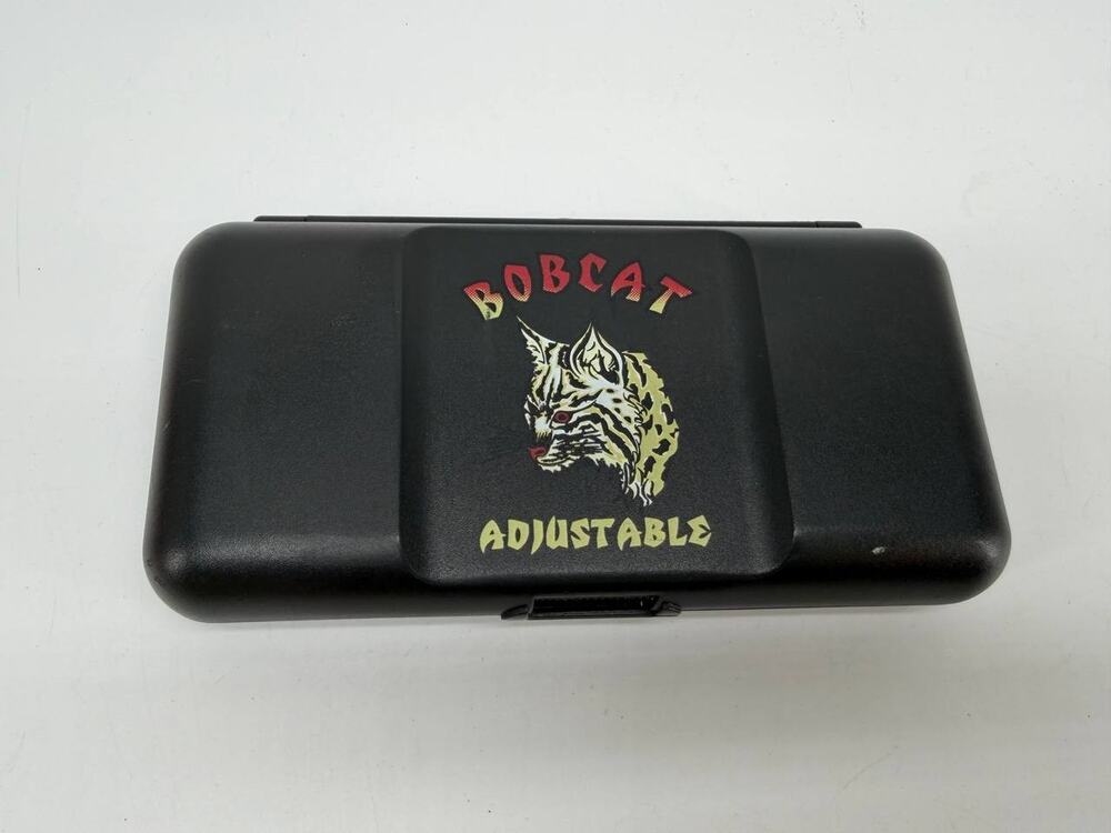 Bobcat Adjustable Soft Tip Darts 16g 18g 19g Purple Shafts With Case & Spare Tip
